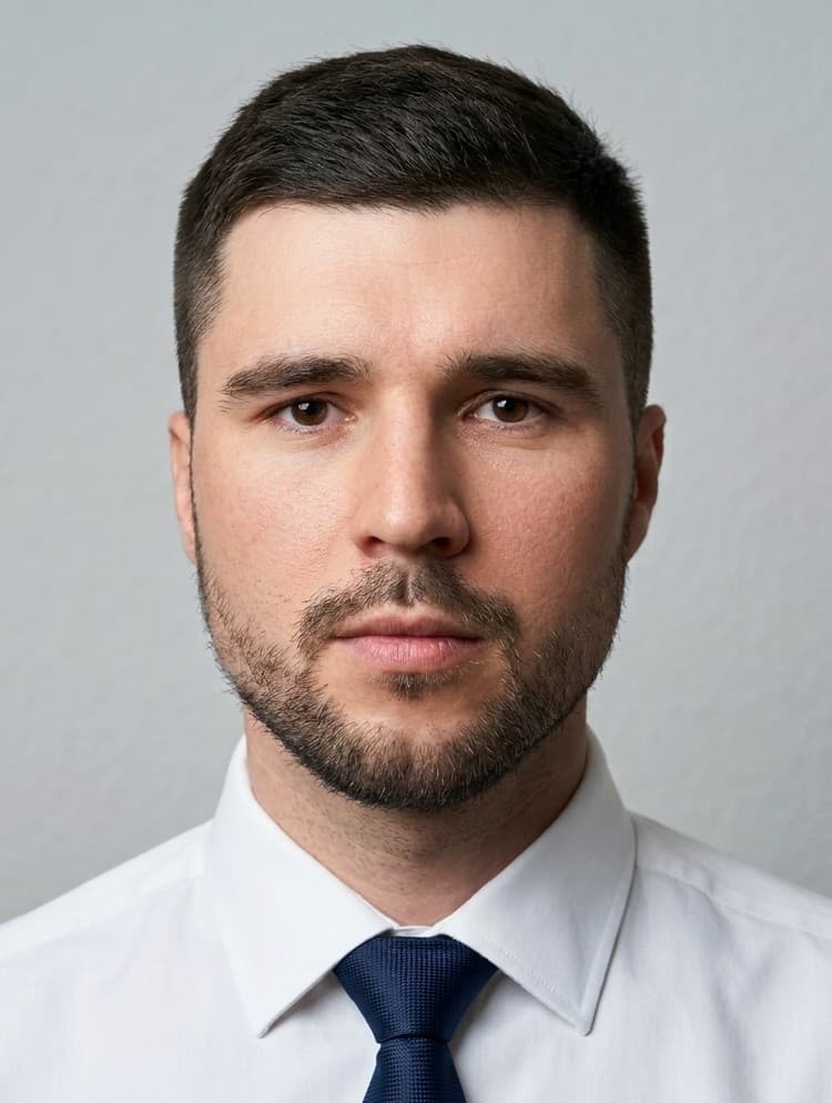 Александр Беловодов